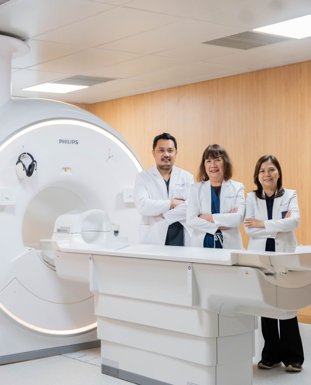New MRI: PHILIPS MR 5300